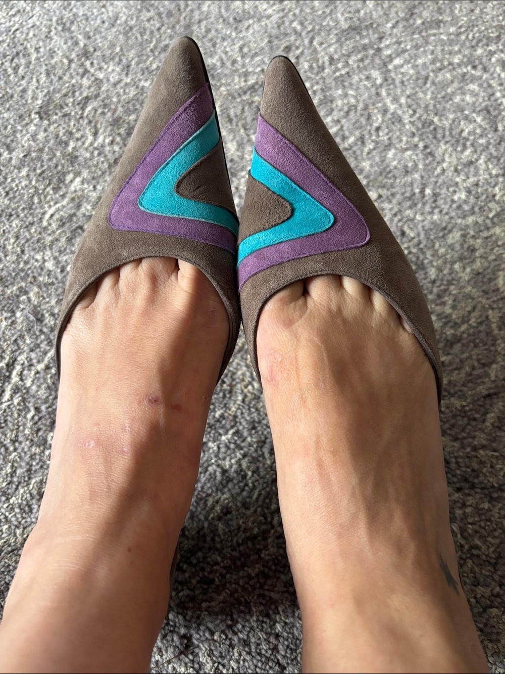 Pointed-Toe Suede Pumps in Brown with Teal & Purple Accents